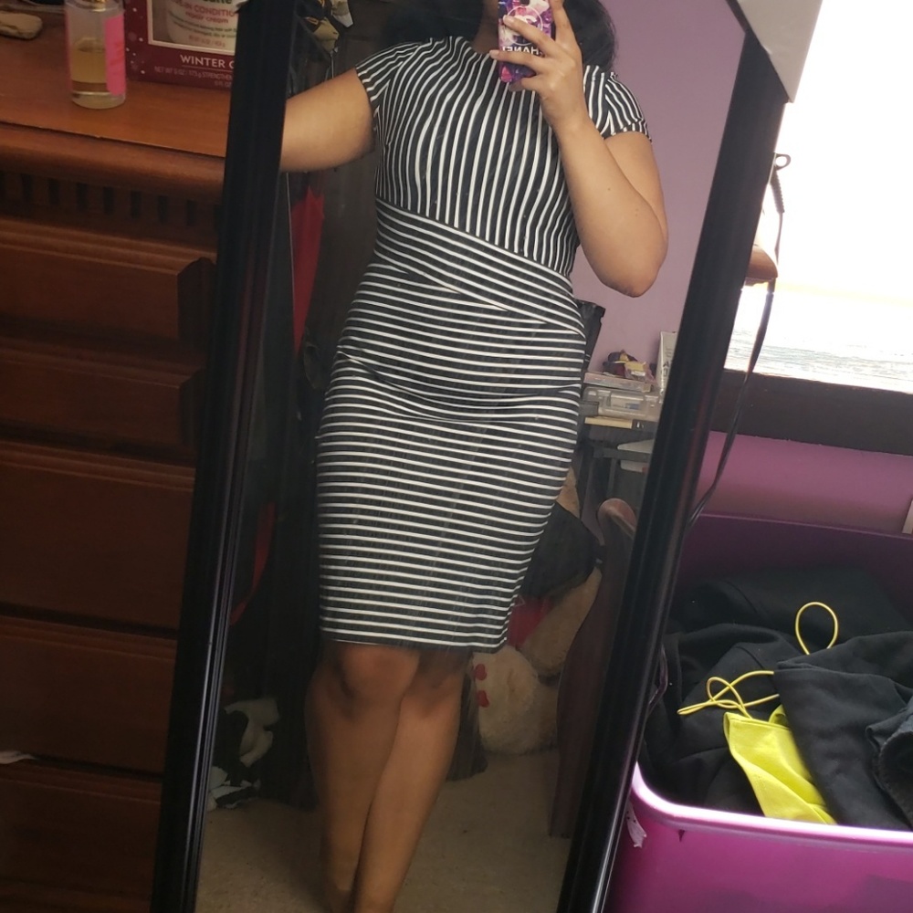 Banana Republic Navy & White Striped Dress sz 12 - Picture 3 of 5